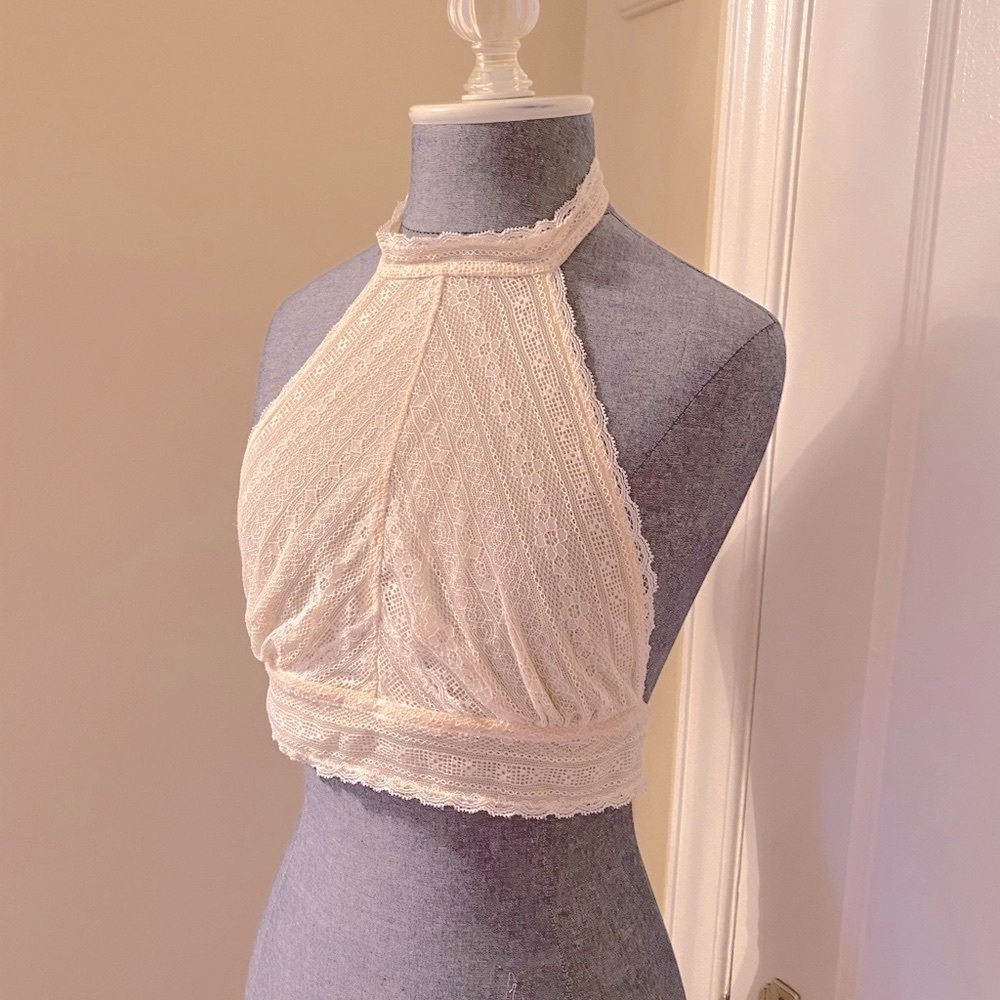 Signature8 Women’s White Lace Top Size M